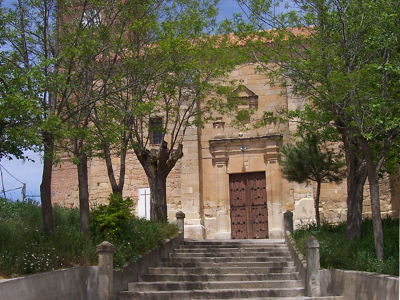 Entrada a la iglesia